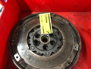 Gebruikte Vliegwiel BMW 1 serie (E82) 120i 16V Prijs € 50,00 Margeregeling aangeboden door de Nollen autorecycling