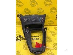 Gebruikte Chaufage Bedieningspaneel Ford Focus 3 1.0 Ti-VCT EcoBoost 12V 100 Prijs op aanvraag aangeboden door de Nollen autorecycling