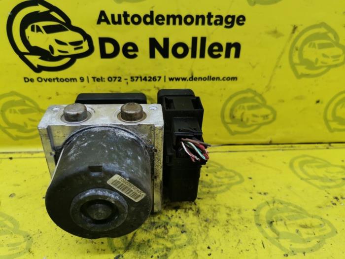 Gebruikte ABS Pomp Ford Focus C-Max 2.0 TDCi 16V Prijs € 75,00 Margeregeling aangeboden door autodemontage denollen
