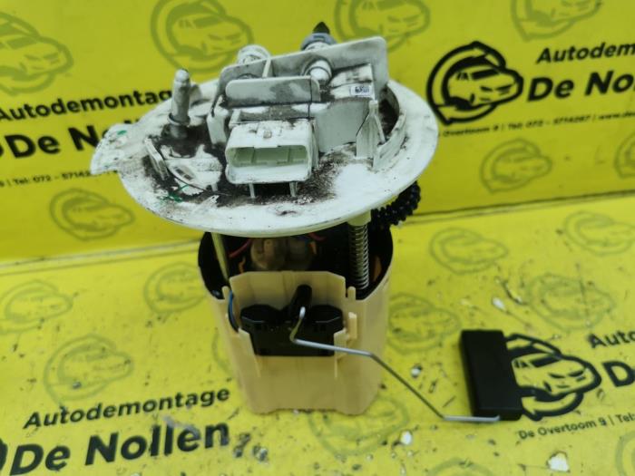 Gebruikte Tank element Pomp Ford Transit 2.2 TDCi 16V Prijs € 96,80 Inclusief btw aangeboden door autodemontage denollen