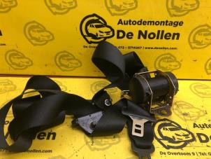 Gebruikte Veiligheidsgordel midden-achter Ford Focus C-Max 2.0 TDCi 16V Prijs € 29,99 Margeregeling aangeboden door de Nollen autorecycling