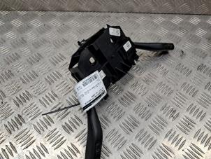 Gebruikte Combischakelaar Stuurkolom Volkswagen Golf VI (5K1) 1.4 TSI 160 16V Prijs € 100,00 Margeregeling aangeboden door de Nollen autorecycling