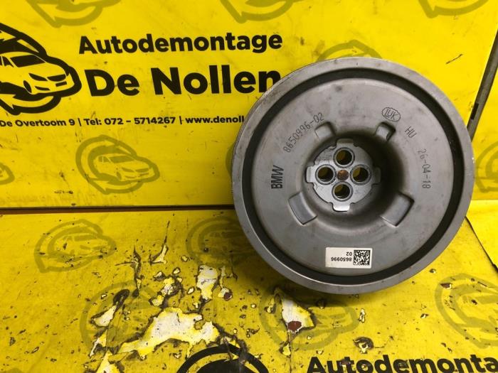 Gebruikte Krukas Poelie BMW 2 serie (F23) 218i 1.5 TwinPower Turbo 12V Prijs € 60,00 Margeregeling aangeboden door autodemontage denollen