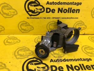 Gebruikte Sleutel + Contactslot Opel Corsa D 1.2 16V Prijs € 40,00 Margeregeling aangeboden door de Nollen autorecycling