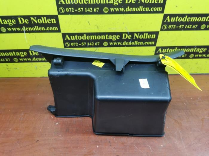 Gebruikte Dashboard Ford Fiesta 6 (JA8) 1.25 16V Prijs op aanvraag aangeboden door autodemontage denollen