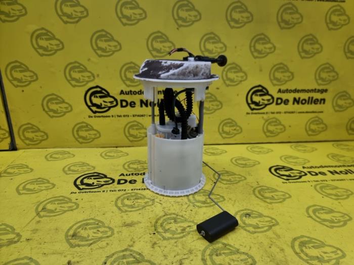 Gebruikte Tank element Pomp Opel Astra H (L48) 1.6 16V Twinport Prijs € 50,00 Margeregeling aangeboden door autodemontage denollen