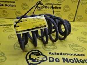 Gebruikte Veer Torsie achter Opel Corsa D 1.3 CDTi 16V ecoFLEX Prijs € 19,99 Margeregeling aangeboden door de Nollen autorecycling