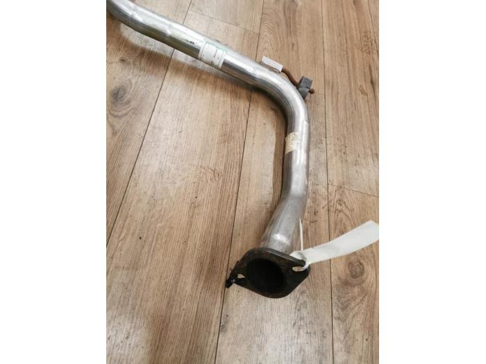 Gebruikte Uitlaat Middendemper Mazda 323 F (BG14) 1.6i 16V Prijs € 50,00 Margeregeling aangeboden door autodemontage denollen