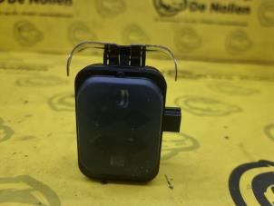 Gebruikte Regensensor Jaguar XF (CC9) 2.2 D 16V Prijs € 25,00 Margeregeling aangeboden door de Nollen autorecycling