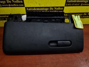 Gebruikte Dashboardkastje Mini Clubman (F54) 1.5 Cooper 12V Prijs op aanvraag aangeboden door de Nollen autorecycling