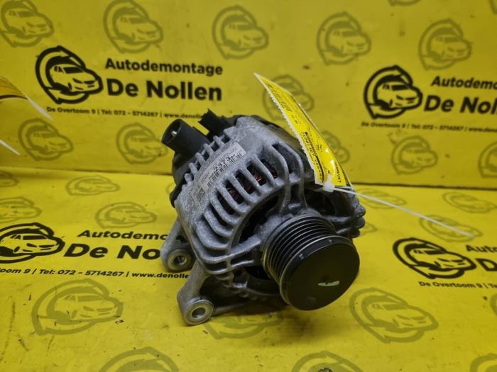 Gebruikte Dynamo Peugeot 208 I (CA/CC/CK/CL) 1.0 Vti 12V PureTech Prijs € 50,00 Margeregeling aangeboden door autodemontage denollen
