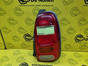 Gebruikte Achterlicht rechts Daihatsu Cuore (L251/271/276) 1.0 12V Prijs € 35,95 Margeregeling aangeboden door de Nollen autorecycling