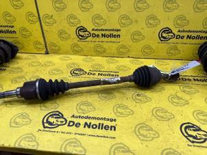 Gebruikte Steekas links-voor Citroen C2 (JM) 1.1 Prijs € 30,00 Margeregeling aangeboden door de Nollen autorecycling