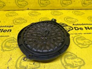 Gebruikte Speakerkap Peugeot 2008 (CU) 1.6 e-HDi FAP Prijs € 15,00 Margeregeling aangeboden door de Nollen autorecycling