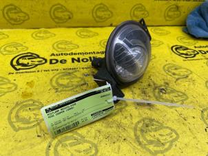 Gebruikte Mistlamp rechts-voor Mini Mini (R56) 1.4 16V One Prijs € 29,99 Margeregeling aangeboden door de Nollen autorecycling
