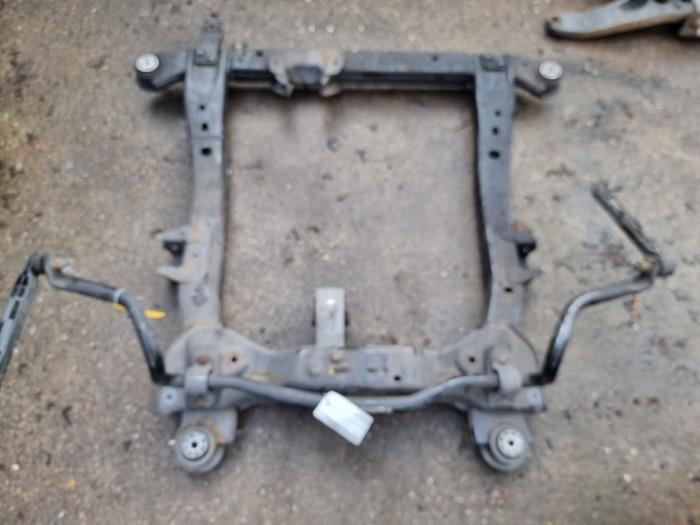 Subframe van een Opel Insignia 1.6 CDTI 16V 2016