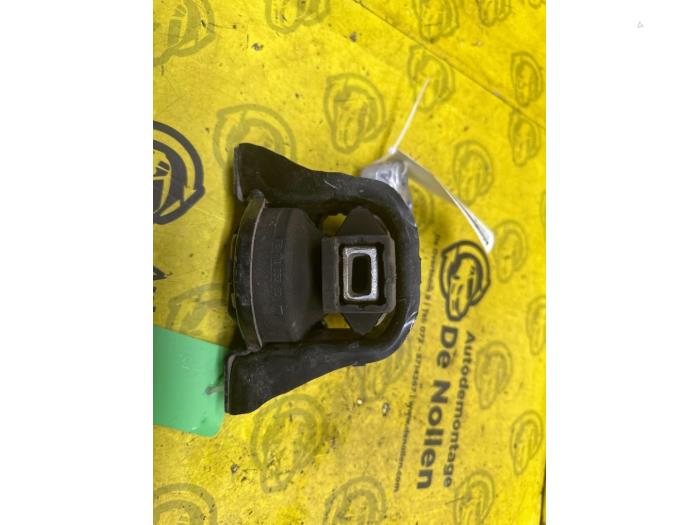 Motorsteun van een Peugeot 208 I (CA/CC/CK/CL) 1.4 16V 2012