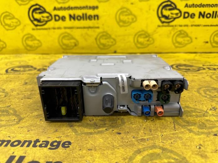 Gebruikte Radio module Opel Corsa F (UB/UH/UP) 1.2 Turbo 12V 100 Prijs € 375,00 Margeregeling aangeboden door autodemontage denollen
