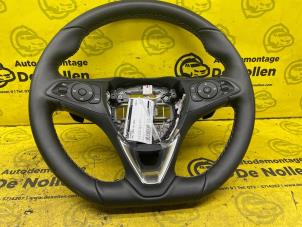 Gebruikte Stuurwiel Opel Corsa F (UB/UH/UP) 1.2 Turbo 12V 100 Prijs € 150,00 Margeregeling aangeboden door de Nollen autorecycling