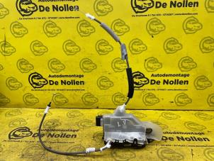 Gebruikte Deurslot Mechaniek 4Deurs links-voor Opel Corsa F (UB/UP) 1.2 Turbo 12V 100 Prijs € 35,00 Margeregeling aangeboden door de Nollen autorecycling