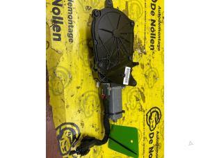 Gebruikte Cabriodak Motor Mini Mini Convertible (F57) 2.0 16V Cooper S Prijs € 250,00 Margeregeling aangeboden door de Nollen autorecycling