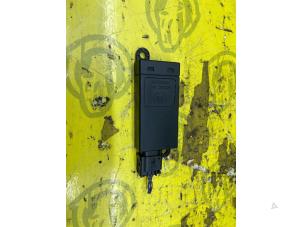 Gebruikte Computer Diversen Mini Mini Convertible (F57) 2.0 16V Cooper S Prijs € 30,00 Margeregeling aangeboden door de Nollen autorecycling