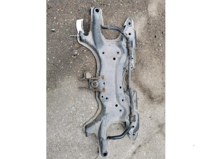 Gebruikte Subframe Toyota Prius (NHW20) 1.5 16V Prijs op aanvraag aangeboden door autodemontage denollen