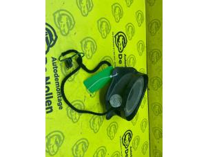 Gebruikte Luidspreker Mercedes S (W220) 3.2 S-320 CDI 24V Prijs € 15,00 Margeregeling aangeboden door de Nollen autorecycling