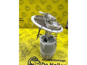 Gebruikte Benzinepomp Peugeot 208 I (CA/CC/CK/CL) 1.0 Vti 12V PureTech Prijs € 34,99 Margeregeling aangeboden door de Nollen autorecycling