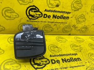 Gebruikte Handgreep Kofferdeksel Seat Ibiza III (6L1) 1.9 TDI FR Prijs € 25,00 Margeregeling aangeboden door de Nollen autorecycling