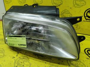 Gebruikte Koplamp rechts Citroen Berlingo Cinqspace, Multispace 1.8 Prijs € 30,00 Margeregeling aangeboden door de Nollen autorecycling