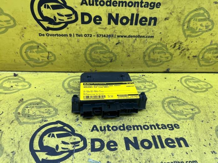 Gebruikte Deur module Mercedes CLK (C208) 2.0 200K Evo 16V Prijs € 20,00 Margeregeling aangeboden door autodemontage denollen