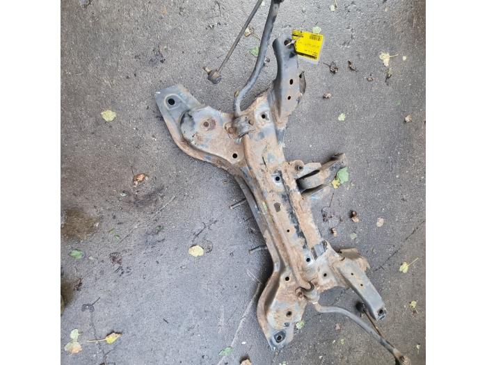 Gebruikte Subframe Hyundai i10 (F5) 1.1i 12V Prijs op aanvraag aangeboden door autodemontage denollen