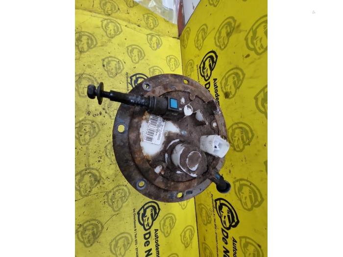 Gebruikte Tank element Pomp Hyundai i10 (F5) 1.1i 12V Prijs € 50,00 Margeregeling aangeboden door autodemontage denollen