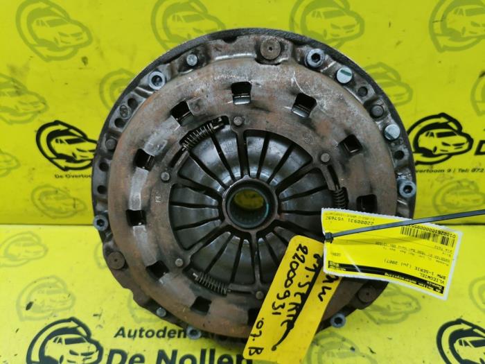 Gebruikte Vliegwiel BMW 1 serie (E87/87N) 116i 1.6 16V Prijs op aanvraag aangeboden door autodemontage denollen