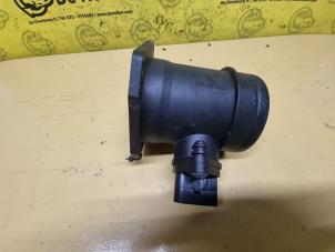 Gebruikte Luchtmassameter Audi A4 Avant (B6) 2.0 FSI 16V Prijs € 35,00 Margeregeling aangeboden door de Nollen autorecycling