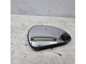 Gebruikte Spiegelglas rechts Peugeot 207/207+ (WA/WC/WM) 1.4 Prijs € 15,00 Margeregeling aangeboden door de Nollen autorecycling