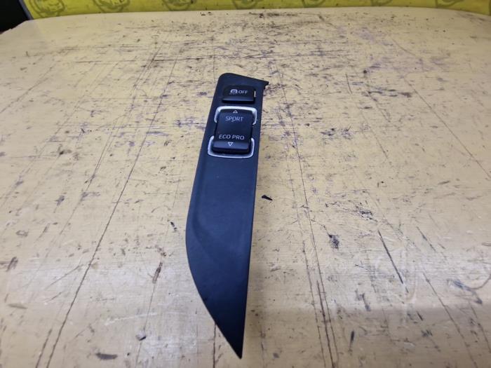 Gebruikte ASR computer BMW 1 serie (F21) 116i 1.5 TwinPower 12V Prijs € 25,00 Margeregeling aangeboden door autodemontage denollen