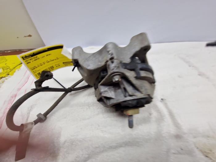 Gebruikte Motorsteun BMW 1 serie (F21) 116i 1.5 TwinPower 12V Prijs € 30,00 Margeregeling aangeboden door autodemontage denollen