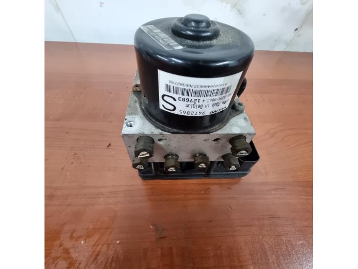 Gebruikte ABS Pomp Volvo S80 (TR/TS) 2.8 T6 24V Prijs € 90,00 Margeregeling aangeboden door autodemontage denollen