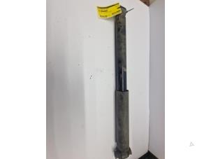 Gebruikte Schokdemper rechts-achter Ford Transit 2.0 TDCi 16V Eco Blue 130 RWD Prijs € 90,75 Inclusief btw aangeboden door de Nollen autorecycling