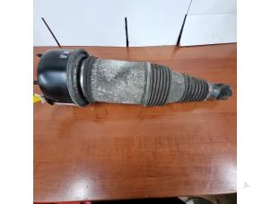 Gebruikte Schokdemper rechts-achter Jaguar XF Sportbrake 3.0 D S V6 24V Prijs € 300,00 Margeregeling aangeboden door de Nollen autorecycling