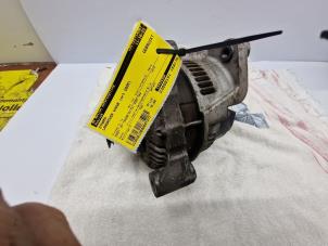 Gebruikte Dynamo Landrover Vogue Prijs € 75,00 Margeregeling aangeboden door de Nollen autorecycling