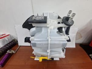 Gebruikte Kachelhuis Peugeot 208 I (CA/CC/CK/CL) 1.2 12V e-THP PureTech 110 Prijs € 250,00 Margeregeling aangeboden door de Nollen autorecycling