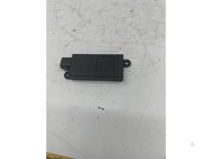 Gebruikte Alarm sensor Mini Mini Convertible (F57) 1.5 12V Cooper Prijs € 25,00 Margeregeling aangeboden door de Nollen autorecycling