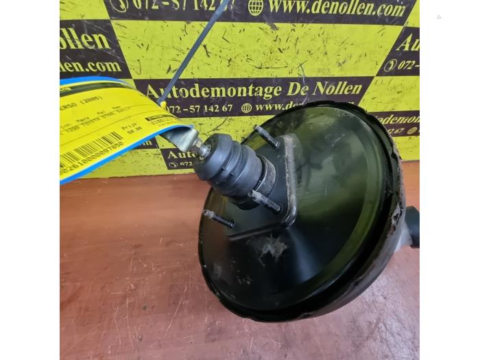 Gebruikte Rembol Toyota Yaris Verso (P2) 1.3 16V Prijs € 50,00 Margeregeling aangeboden door autodemontage denollen