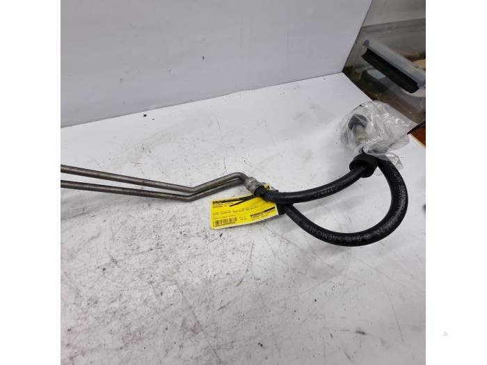 Gebruikte Oliedruk Leiding Mercedes CL (216) 5.5 CL-550 V8 32V Prijs € 150,00 Margeregeling aangeboden door autodemontage denollen