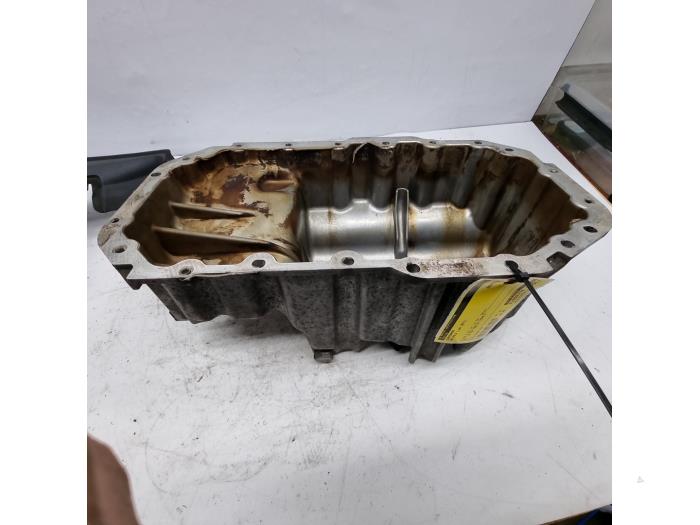 Gebruikte Carterpan Volkswagen Polo V (6R) 1.4 GTI 16V Prijs € 50,00 Margeregeling aangeboden door autodemontage denollen