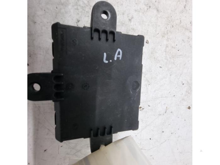 Computer Body Control van een Ford S-Max (GBW) 2.0 TDCi 16V 140 2011