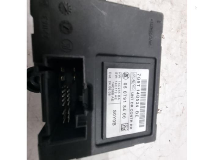 Computer Body Control van een Ford S-Max (GBW) 2.0 TDCi 16V 140 2011